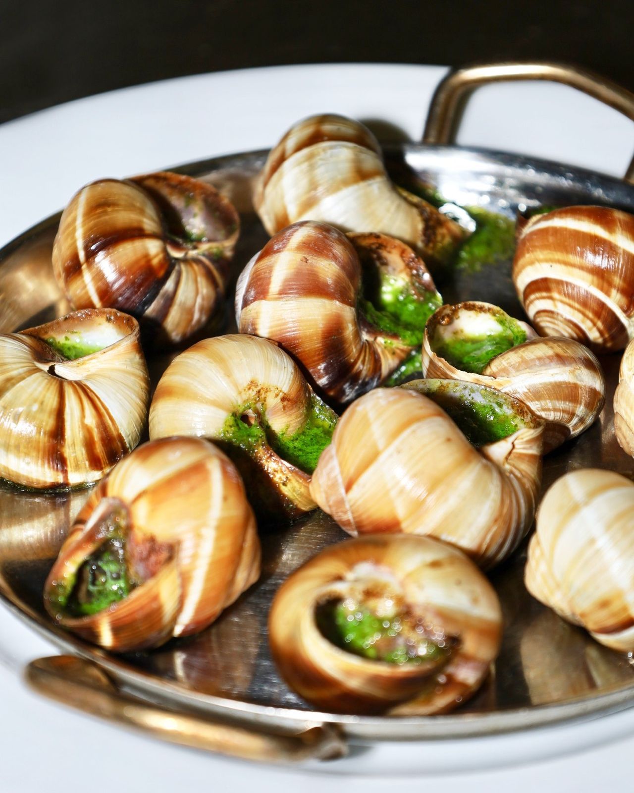 Escargots au beurre persillé